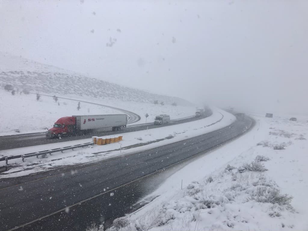 Además, la 
<b>ruta estatal 58</b> en dirección oeste permanece cerrada desde la SR 202 hasta la salida 165.