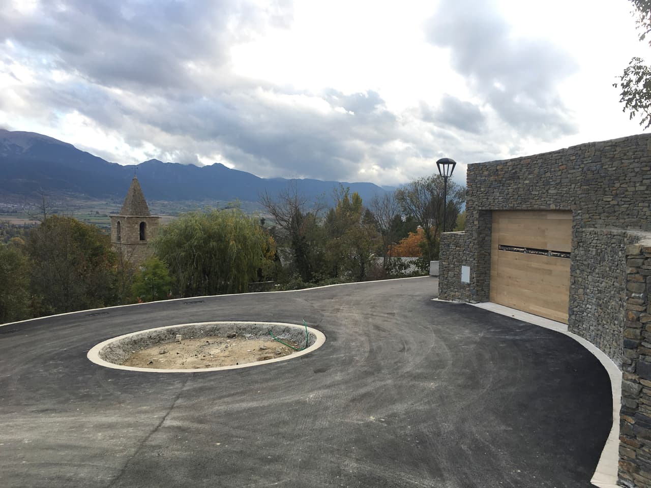 Esta es la entrada al garaje.