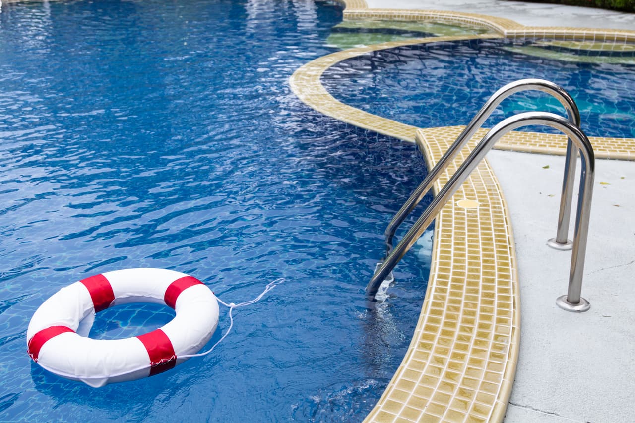 Niña de 9 años en condición crítica tras intentar salvar a su padre 