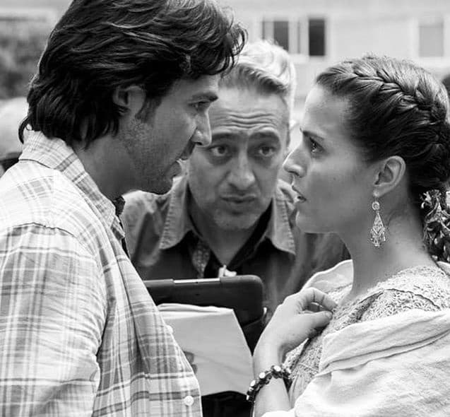 Porque en este romance también intervendrá José Ron, con todo el encanto con que ha conquistado a sus fans.