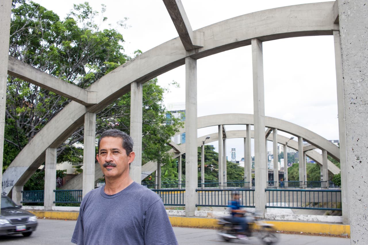 Cheo Carvajal, caminante de Caracas, agitador cultural Efren Hernandez Arias © www.efrenhernandezarias.com