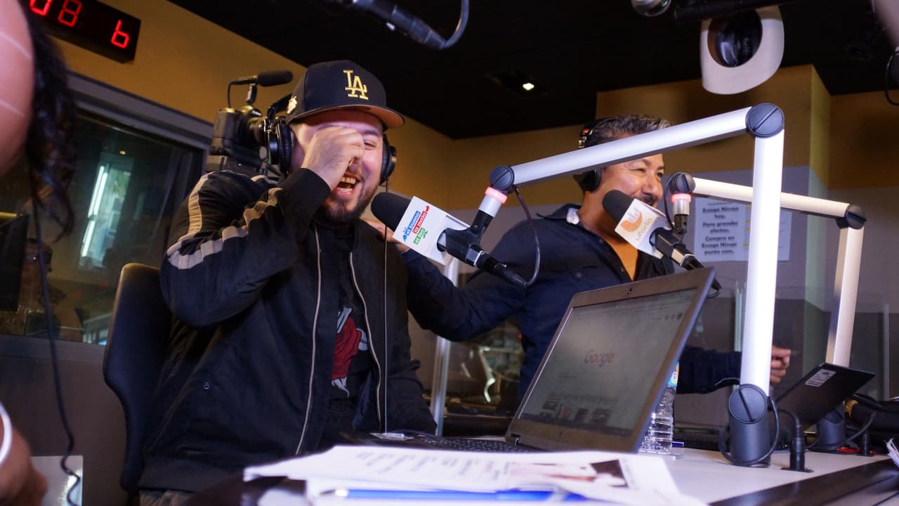 Roberto Tapia llegó al El Bueno, La Mala y El Feo para estrenar en exclusiva su nuevo sencillo.