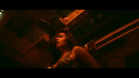 <b>SAFARI - J BALVIN CON PHARRELL WILLIAMS, BIA Y SKY</b>
<br>Este sensual video fue estrenado en septiembre y ha sido todo un éxito, con más de 260 millones de visitas.