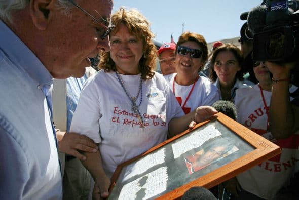 "La ayuda (nuestra) es transmitirles el mensaje de fe, de esperanza, que se puede, que no se entreguen y vinimos porque sentimos una gran gratitud por este pueblo y nos sentimos hermanos", dijo Sabella, quien ofició de vocero del grupo.