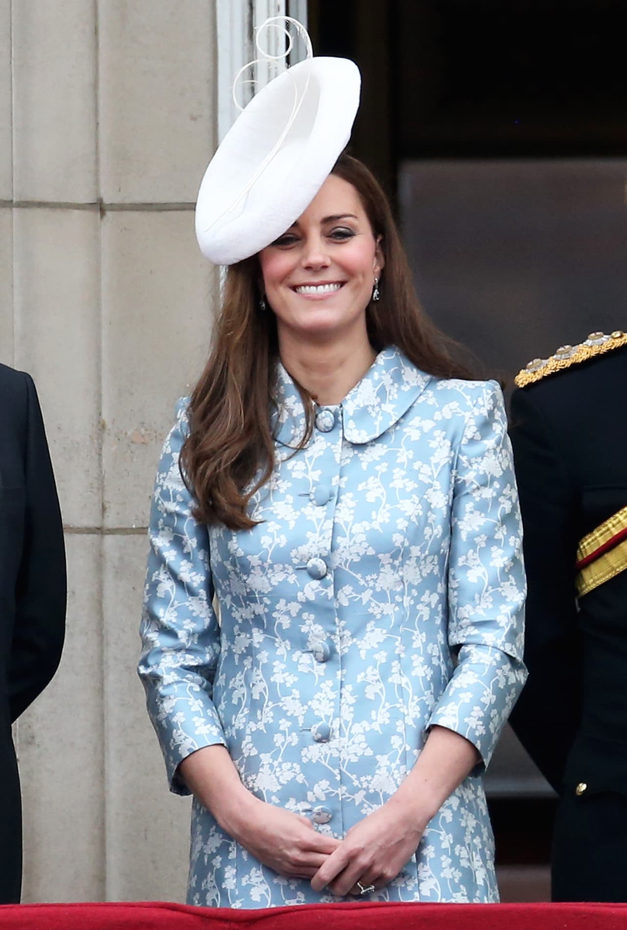 ¿Quién sabrá mejor de etiqueta que Kate Middleton? ¿Te la imaginas sentada en su pupitre, callada y poniendo atención a su profesor?