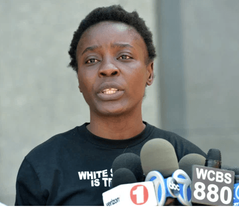 Encuentran culpable a manifestante que escaló Estatua de la Libertad en protesta de Trump