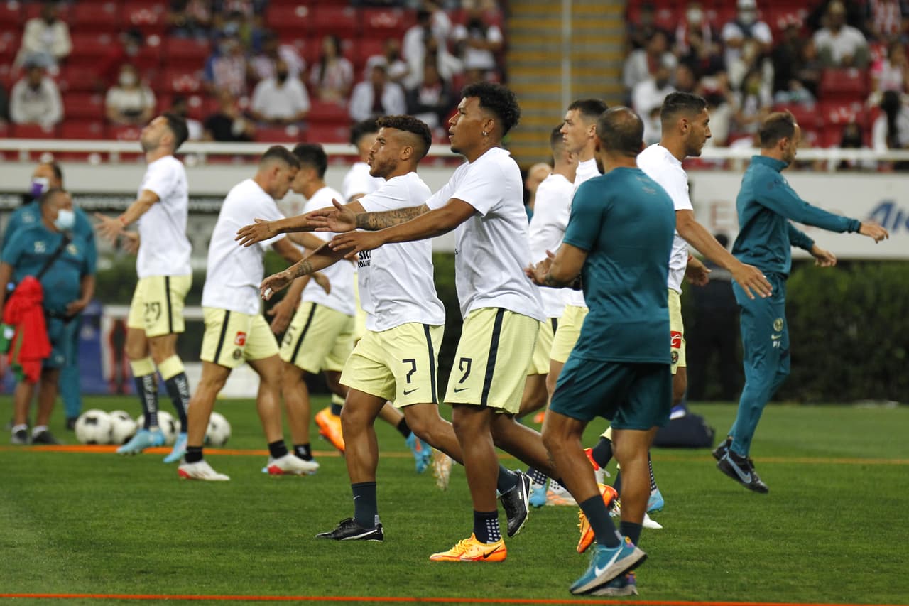 El Guadalajara y las Águilas brindaron un duelo poco espectacular en el Estadio Akron, aunque los locales tuvieron mejores oportunidades para marcar.