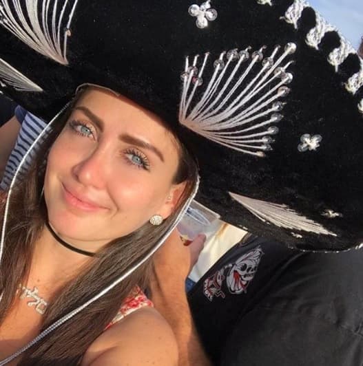 Finalmente, Celia Lora dijo a 'Ventaneando' que no tendría un hijo como madre soltera, así como lo hará 
<b><a href="https://www.univision.com/famosos/sherlyn-responde-todo-lo-que-sabe-de-su-embarazo-pero-no-dice-por-que-no-se-insemino-en-mexico-video" target="_blank">Sherlyn</a></b>.