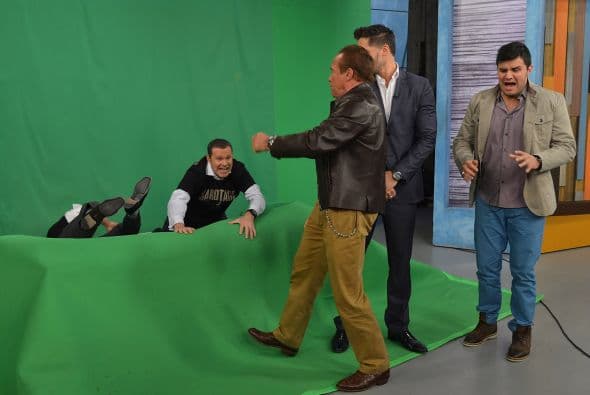 Arnold Schwarzenegger y Joe Manganiello en Despierta