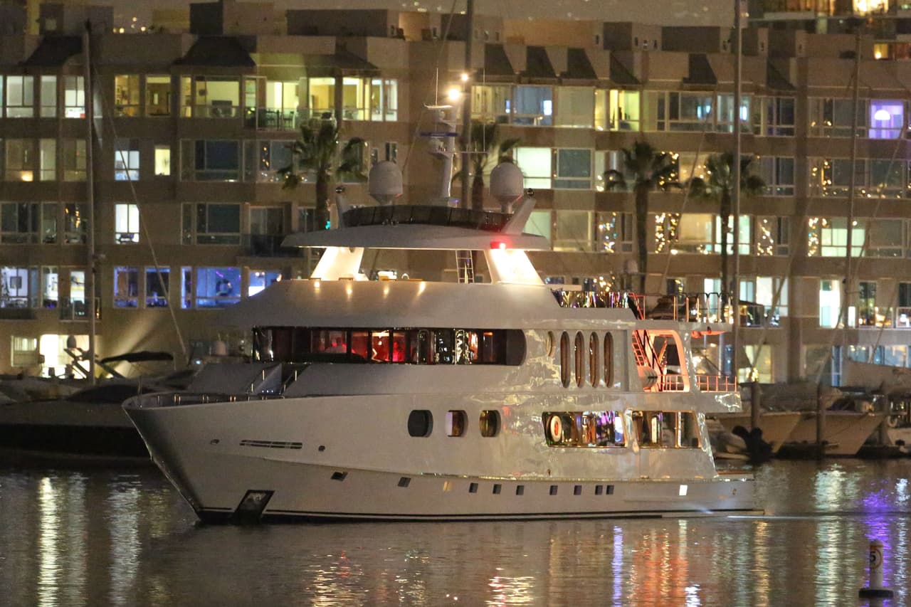 Este es el lujoso yate en el que Selena Gomez y The Weeknd celebraron el Día del amor y la amistad.
