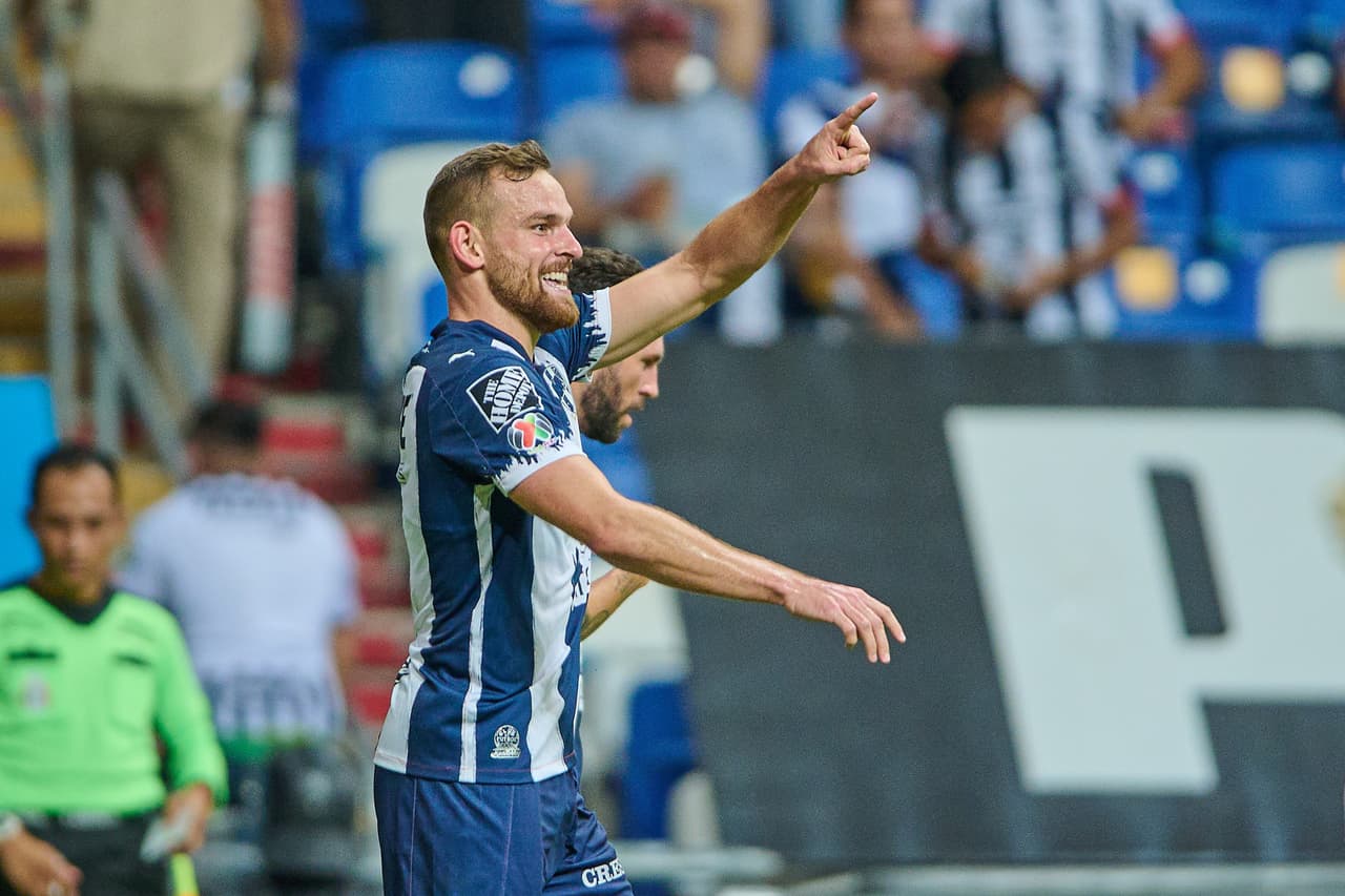 Rayados de Monterrey venció por la mínima diferencia Mazatlán FC y confirmó su pase directo a Cuartos de Final, mientras que los de Tomas Boy están eliminados.