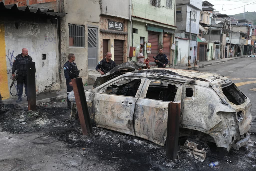 Ascienden a al menos 132 los muertos en Río de Janeiro tras operación policial en unas favelas, según Defensor Público