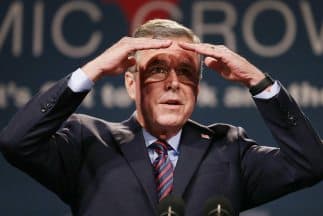 Bush presenta plan migratorio que da prioridad a la frontera