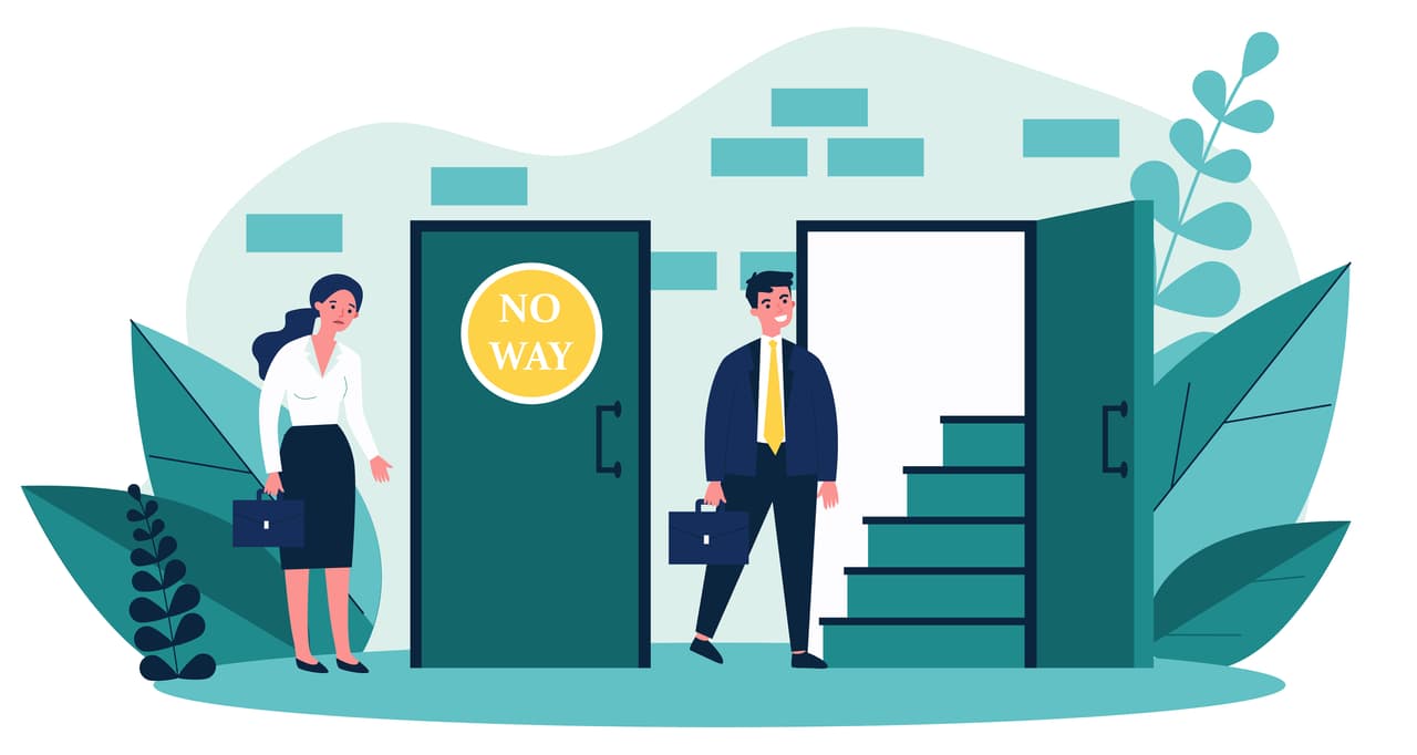 Hay grandes sorpresas. Aquello que pensaste que era una puerta que jamás se volvería a abrir, encontrarás más opciones. En lugar de estar sentado frente a esa que no se abre, mira a tu alrededor y verás más puertas, llenas de posibilidades.