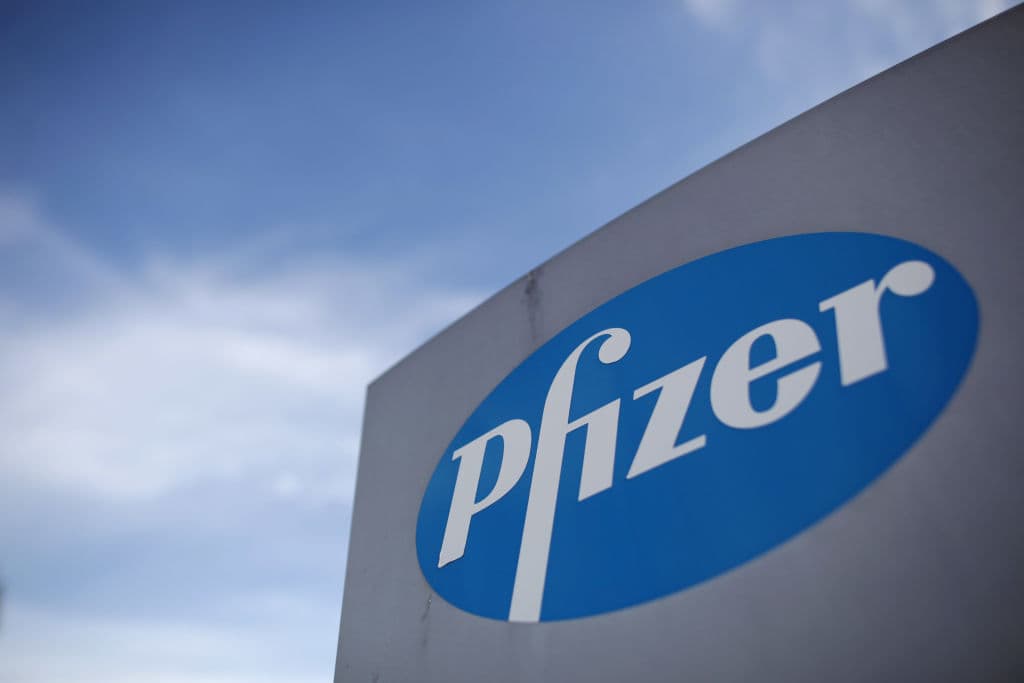 El gobierno anunciará la compra de 10 millones de tratamientos de la píldora de Pfizer contra el covid-19