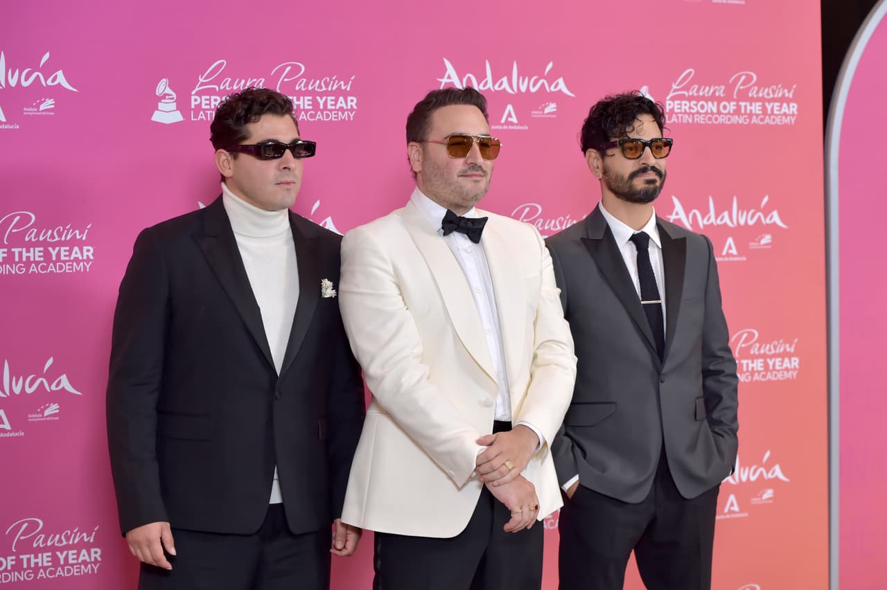 El grupo Mexicano Reik no podía faltar al festejo para honrar a la cantante italiana.