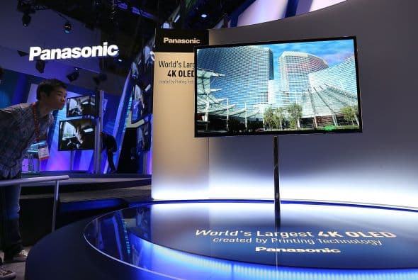La empresa japonesa Panasonic presentó su prototipo de televisión OLED con tecnología Ultra HD.