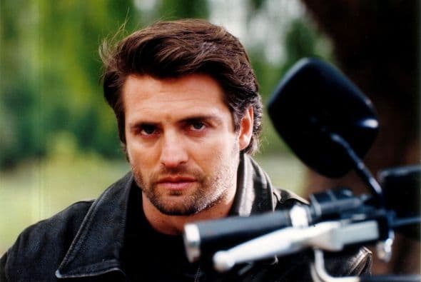 Adriana Nieto llegaba tarde a las grabaciones y se negaba a besar a Juan Soler, porque aseguraba que tenía aliento alcohólico.