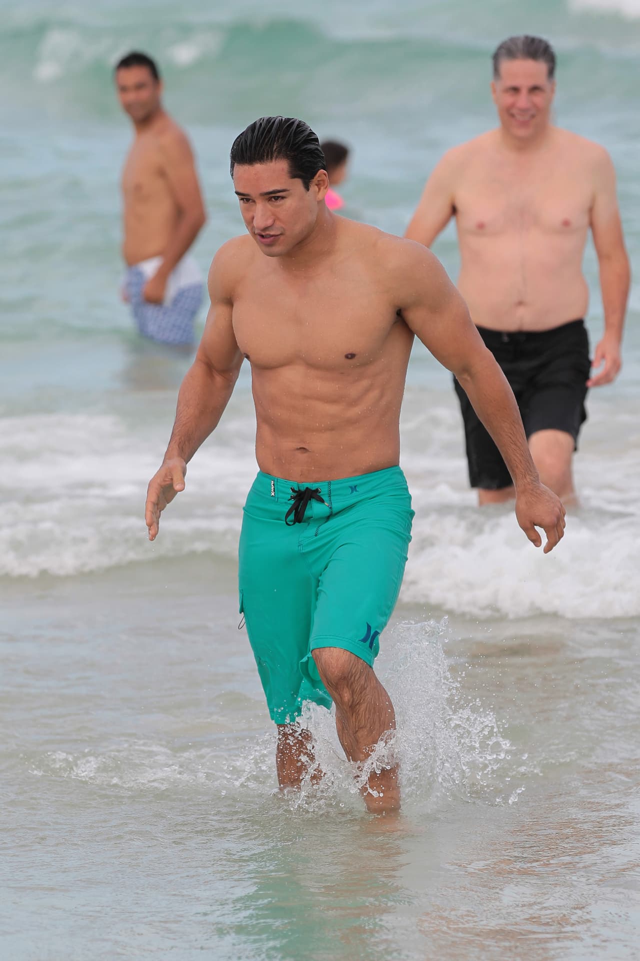 La gente alrededor notaba que los retrataban.