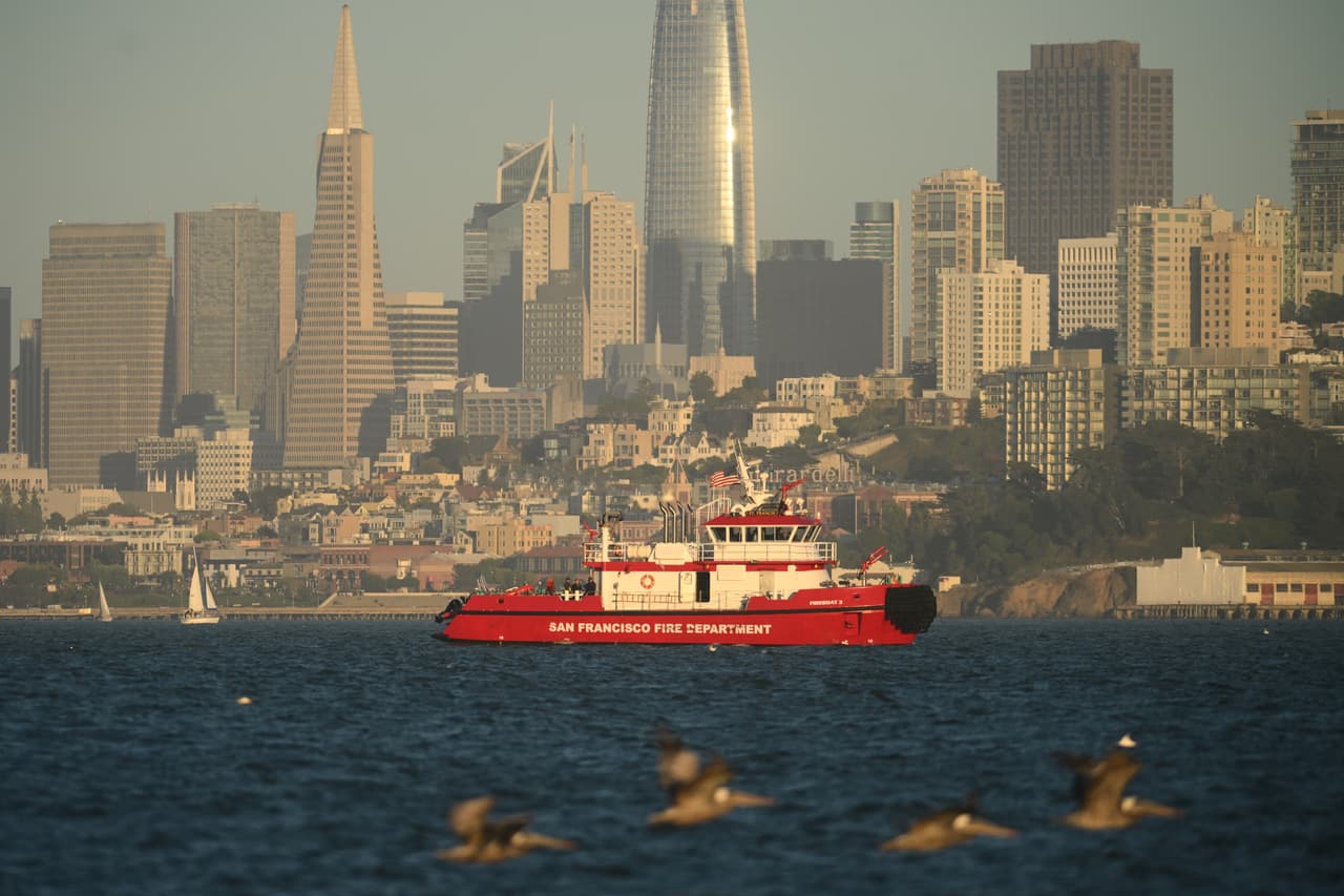 Una familia salió a esparcir las cenizas de un ser querido y terminó en tragedia en la bahía de San Francisco