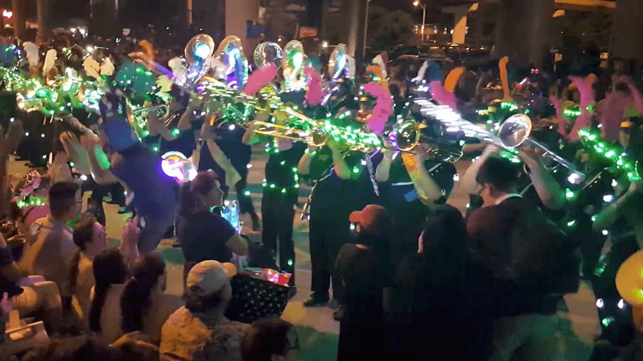 McCollum high school band plays Massore song at Flambeau Parade