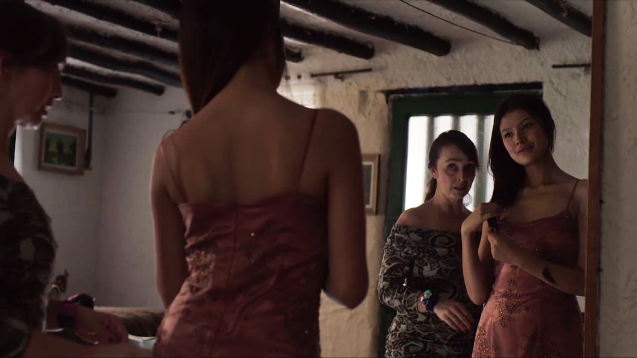 <b><a href="http://www.univision.com/series/el-chapo/laura-osma-is-elba-coronado-in-el-chapo">Elba Coronado</a></b> attended the party and turned ‘El Chapo’s head.