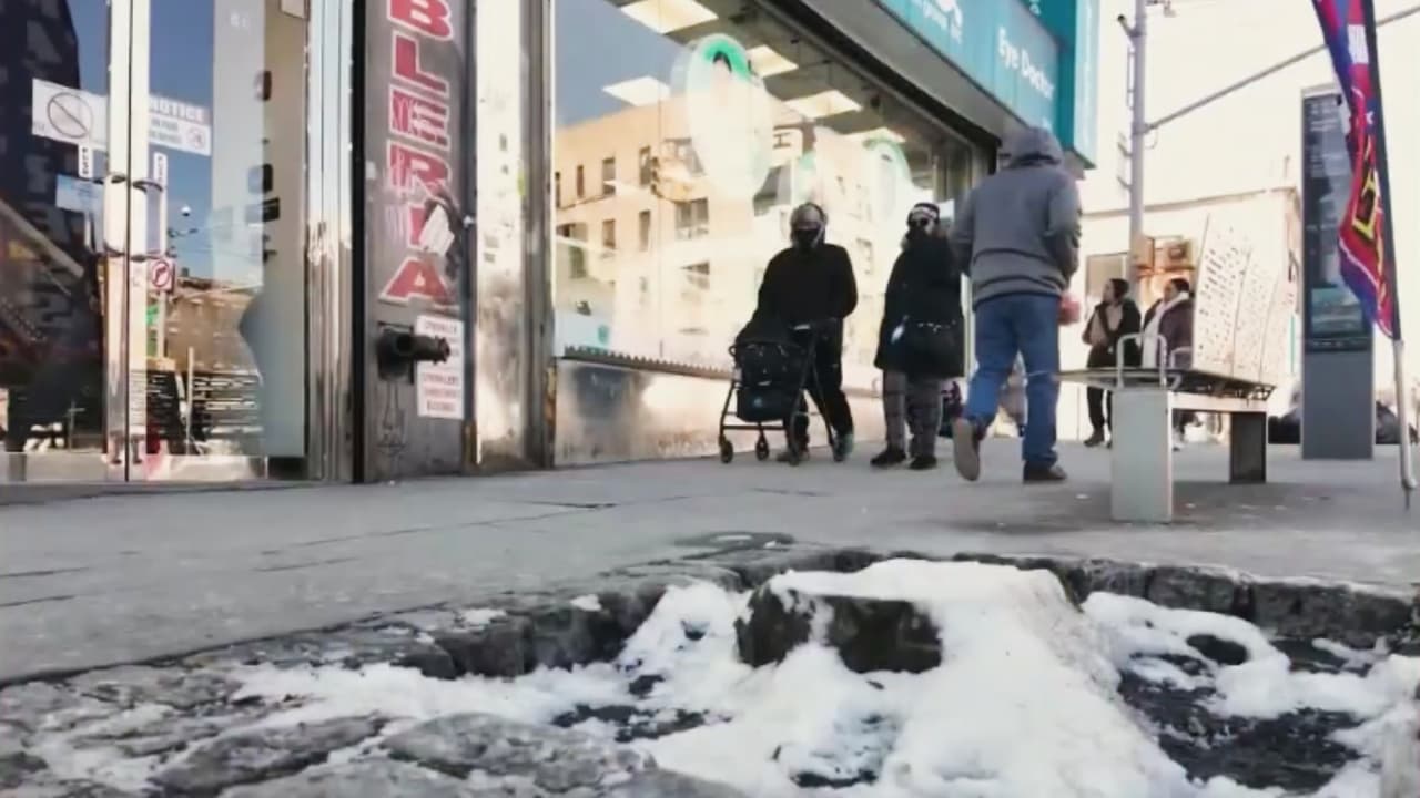 Autoridades de Nueva York declaran estado de emergencia por tormenta invernal extrema