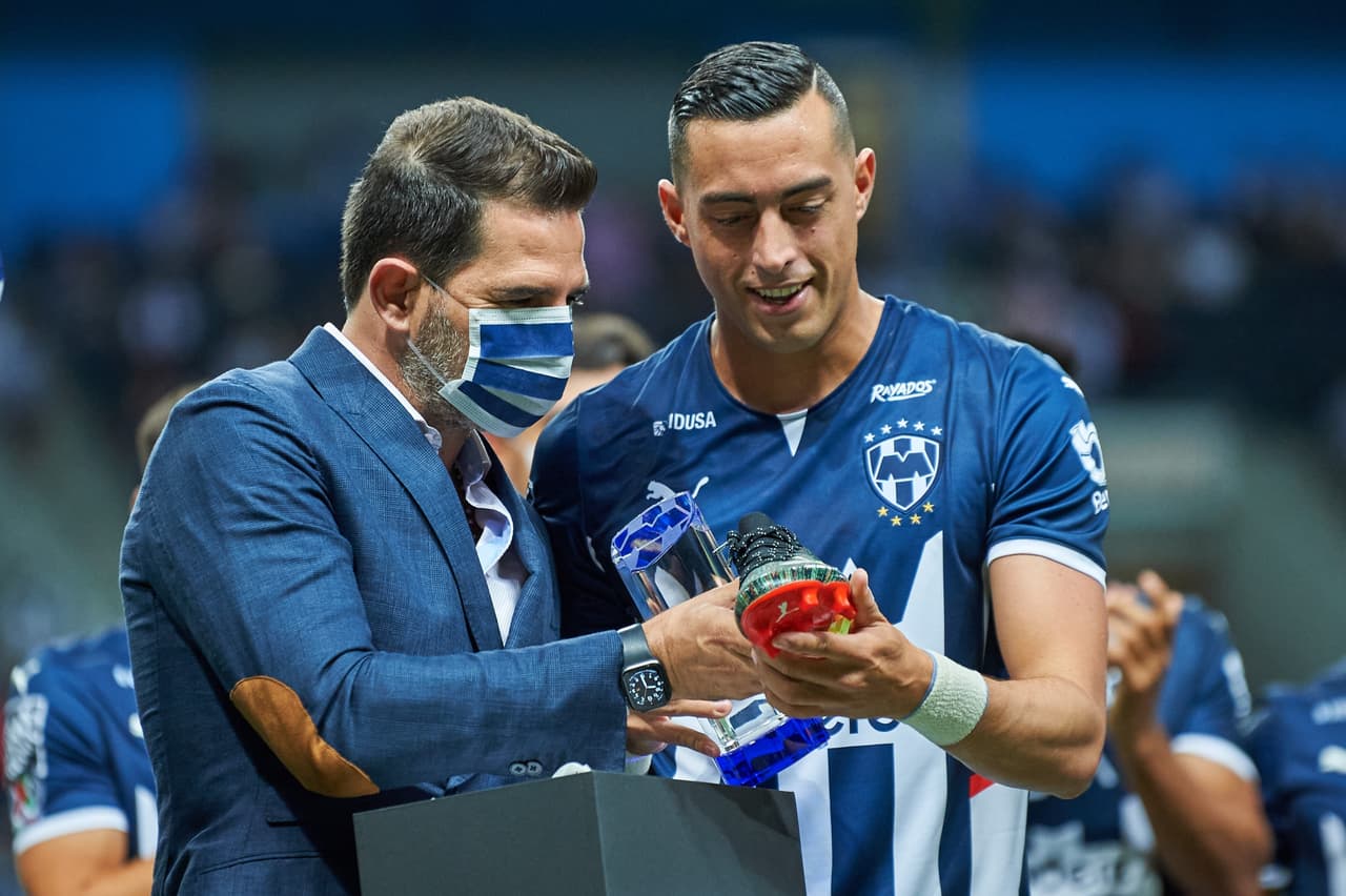 Chivas y Rayados no pudieron hacerse daño en un partido que tuvo llegadas, pero también dos equipos que por momento priorizaron defenderse que buscar la victoria en el marco de la Jornada 6.