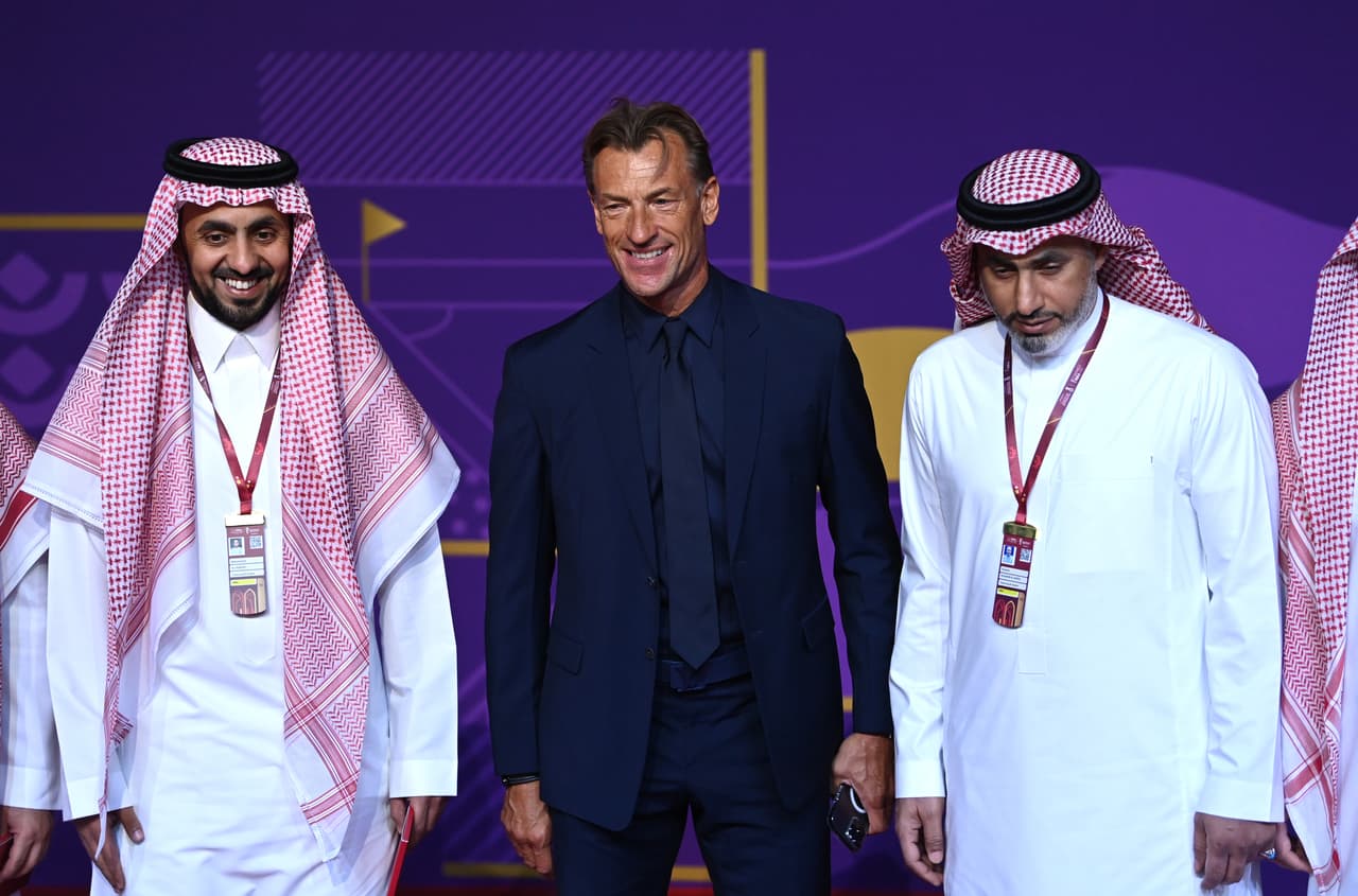 DT de Arabia Saudita, sobre México: "Es un equipo muy fuerte y rápido"
