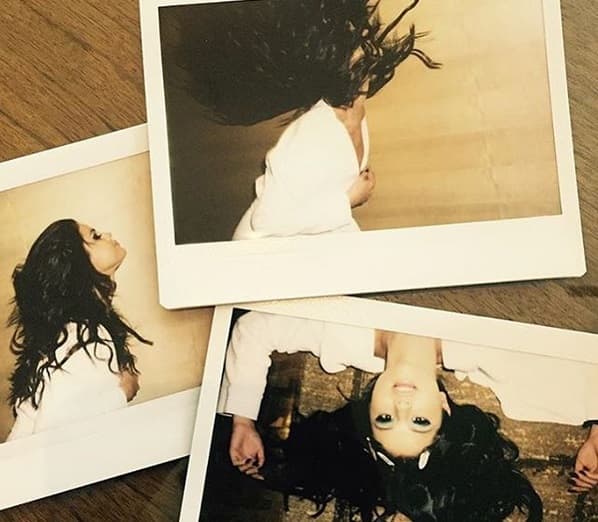 'Sel' adora tomarse selfies, por eso esta semana nos ha revelado algunas instantáneas.