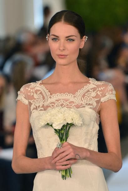 Aquí los mejores modelos del diseñador Oscar de la Renta.