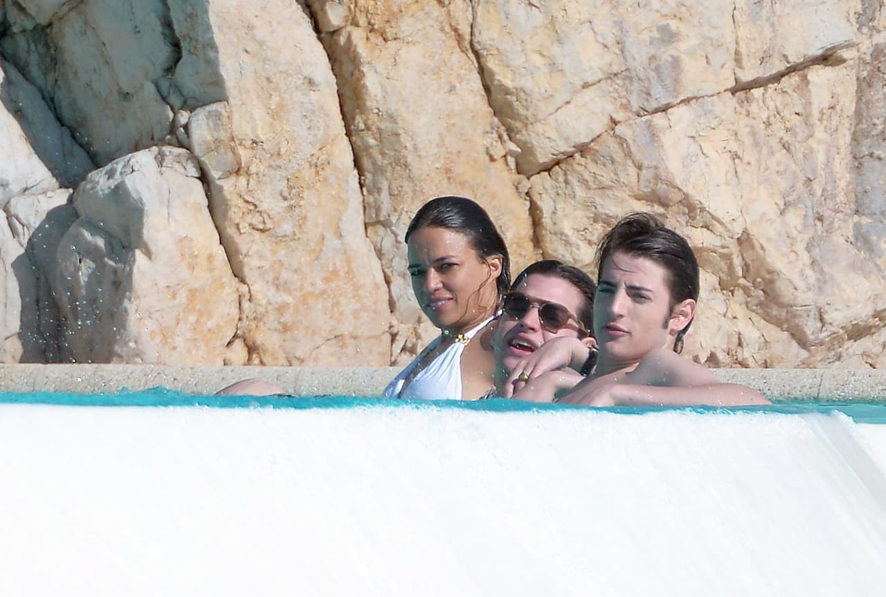 ¡Cacharon a los paparazzi!