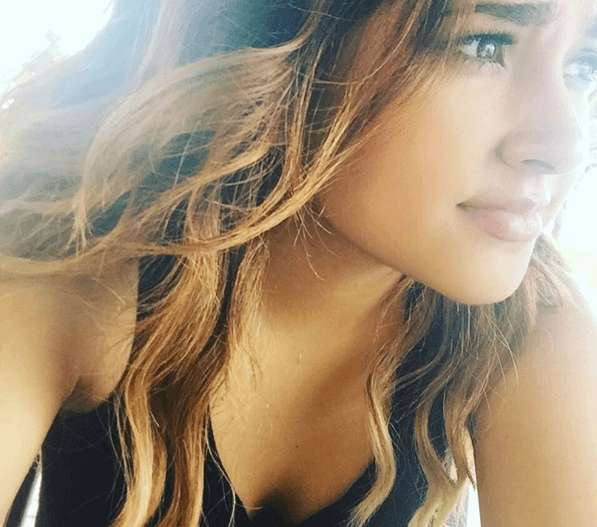 Aunque no lo creas, esta linda niña es Becky G.