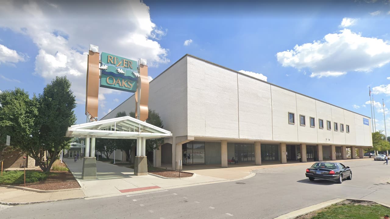 Guardia resulta baleado durante robo a joyería en mall de Calumet City