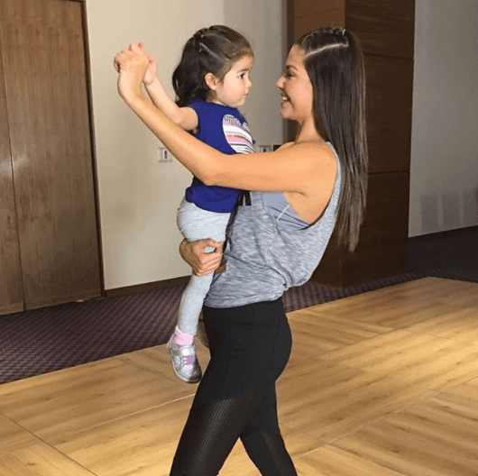 De tal palo, tal astilla... parece que Giulietta también quiere bailar.