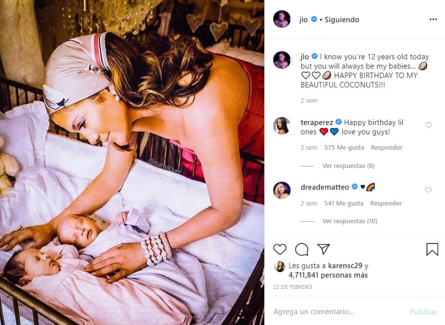 Jennifer López es otra de las famosas que tienen mellizos. Emme y Max es el nombre de los hijos que tuvo con el salsero Marc Anthony el 22 de febrero de 2008.