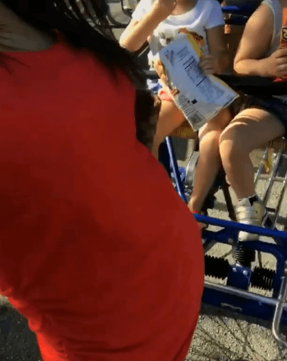 La pancita de Ana no podía faltar en la foto, así va creciendo su hijo varón a quien muy pronto veremos también en las fotos.