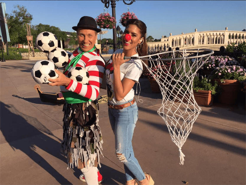 Francisca no le dice nunca NO a nada y así empezó el reto en el que debe recorrer los cuatro parques.