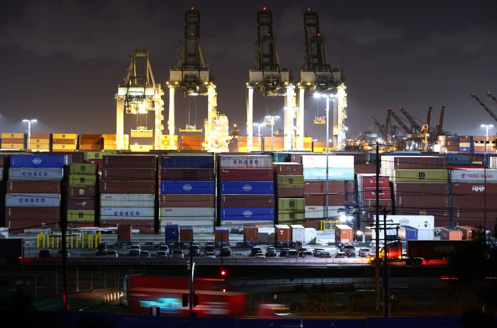 Aprueban multar empresas que no saquen sus contenedores a tiempo de los puertos de Los Ángeles y Long Beach