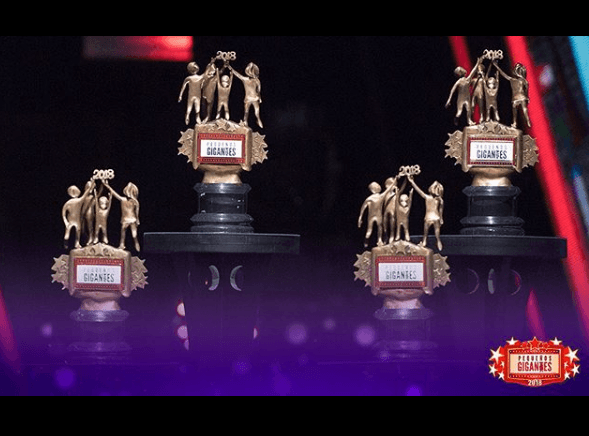 Este domingo 2 de junio termina una nueva temporada del reality show infantil de talento. El año pasado los ganadores se llevaron a casa un premio que incluía la figura de cuatro niños, que con sus brazos sotenían el número 2018. En esta ocasión, el trofeo será distinto.