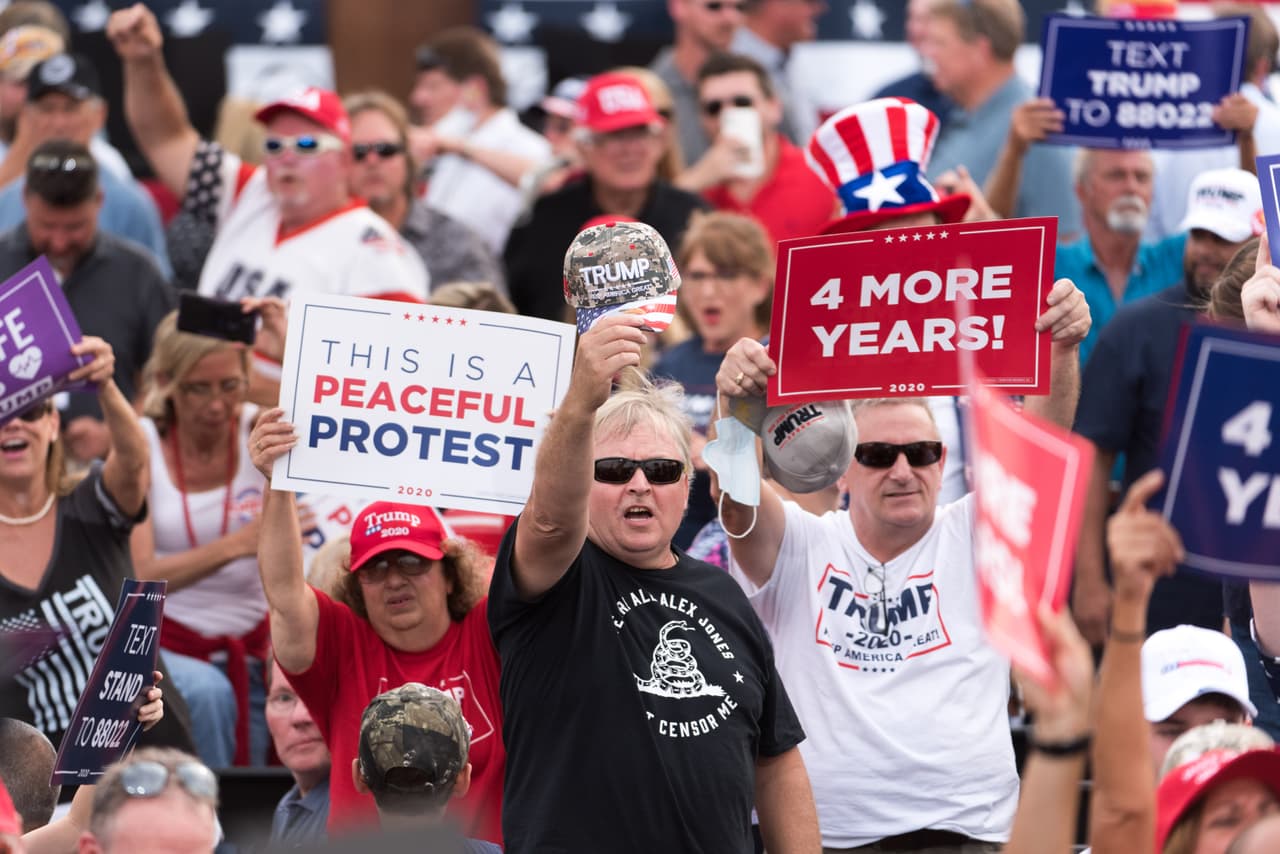 El evento organizado este martes en Carolina del Norte ha sido fuertemente criticado por las escasas medidas preventivas en medio de la pandemia.
