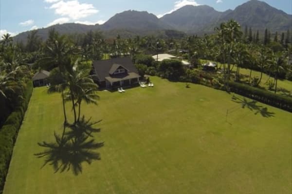 'Aloha', es una palabra hawaiána que puede significar 'hola' y 'adiós', ¡con esto Julia Roberts se despide de su fantástica casa!