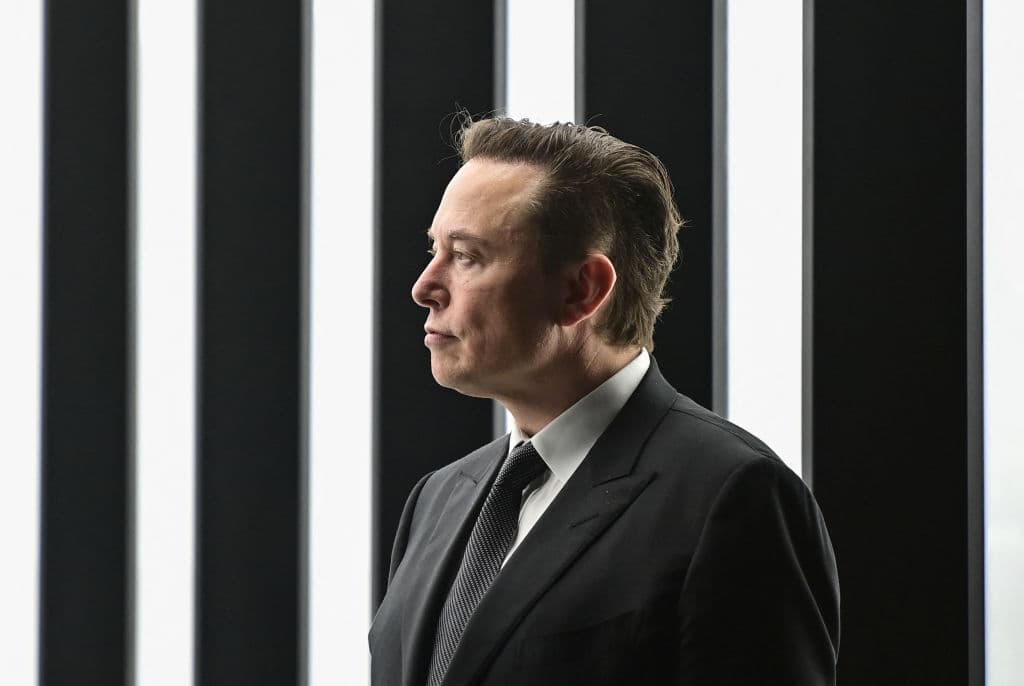 Elon Musk ofrece comprar el 100% de Twitter días después de convertirse en su mayor accionista