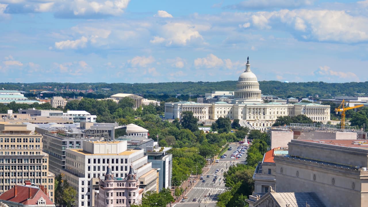 <h3 class="cms-h3-H3"><b>11. Washington, DC</b></h3>
<br>Costo de propiedad y mantenimiento: 
<b>54</b>
<br>Tráfico e infraestructura: 
<b>95</b>
<br>Seguridad: 
<b>41</b>
<br>Acceso a vehículos y a su mantenimiento: 14
<br>Dato curioso: 
<b>Washington, DC, empatada con Boston y Baltimore, Maryland, es la ciudad en EEUU en la que se tiene mayor posibilidad de tener un accidente de tránsito.</b>