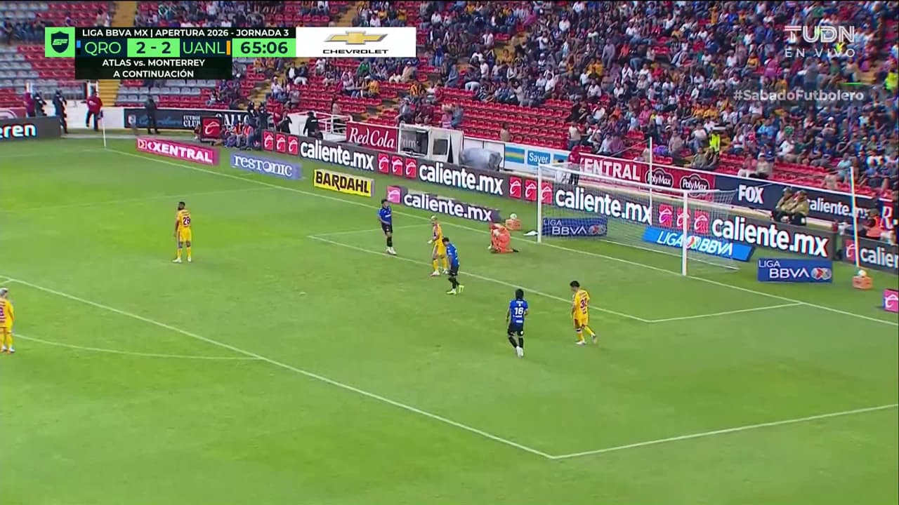 ¡TIRO ATAJADO! disparo por Waldo Madrid.