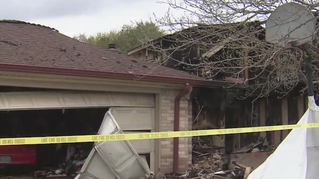 Un incendio acabó con la vida de una madre y su hijo al noroeste de Houston