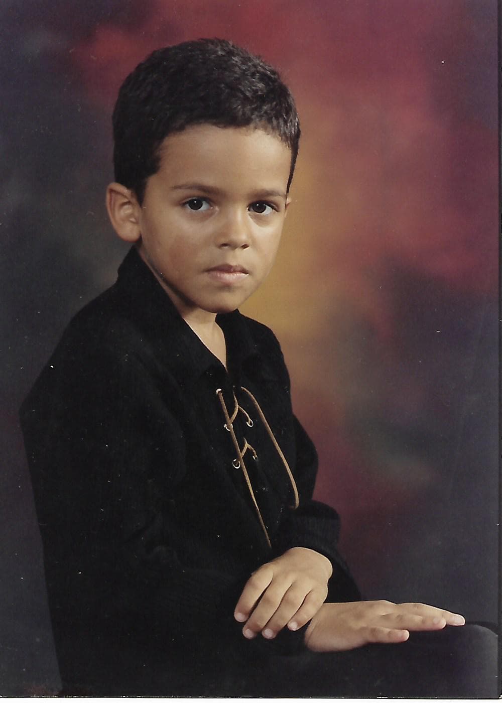 El color favorito de Fabyán es el negro, desde muy chico ya demostraba su inclinación por este color.