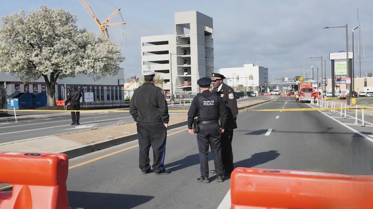 “Fue impactante”: testigos relatan colapso de construcción en Filadelfia; búsqueda sigue detenida