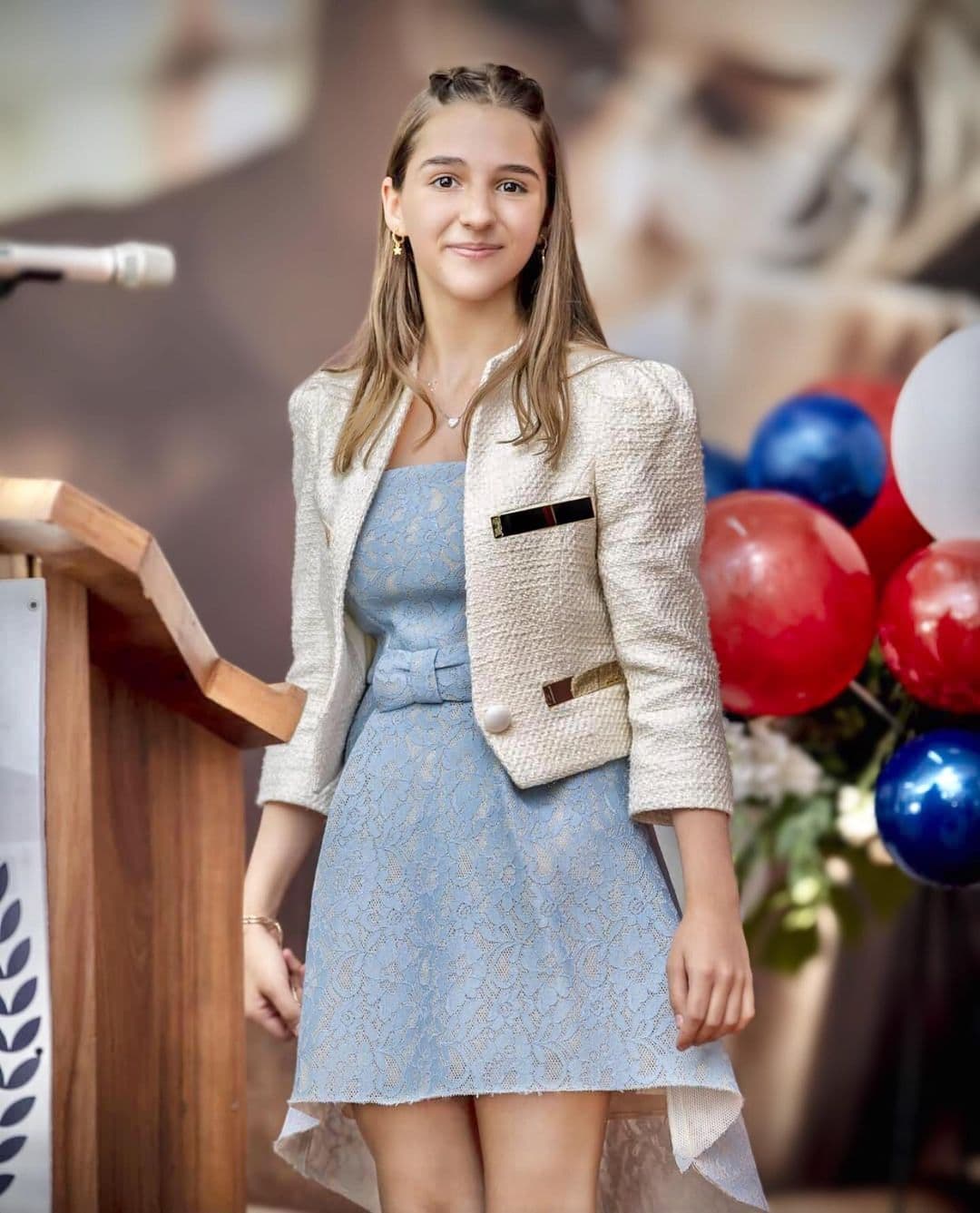 <b>Ana Paula Martínez</b> es parte del elenco juvenil de 
<b><a href="https://www.univision.com/temas/vencer-el-pasado">Vencer El Pasado</a></b>, la tercera entrega de la saga 'Vencer', producida por Rosy Ocampo y que se estrena el próximo 12 de octubre por Univision.