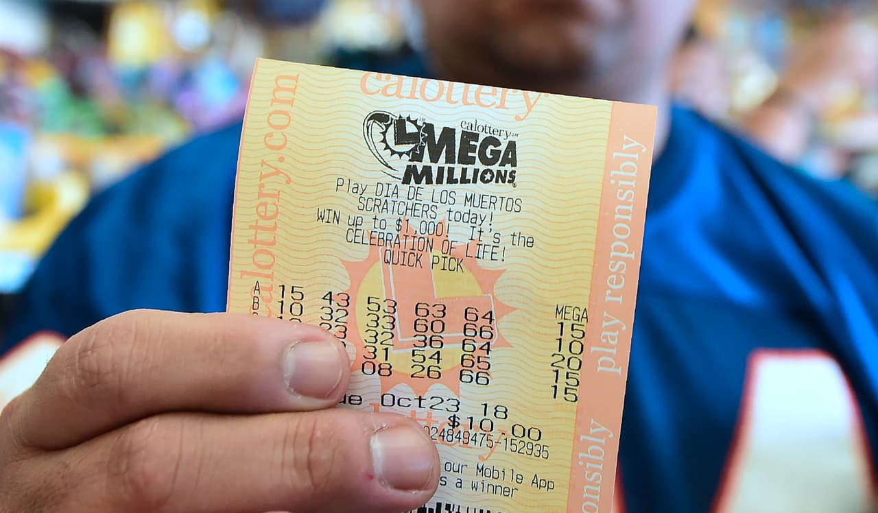Un solo billete ganador se lleva el super bote de 372 millones de dólares del Mega Millions